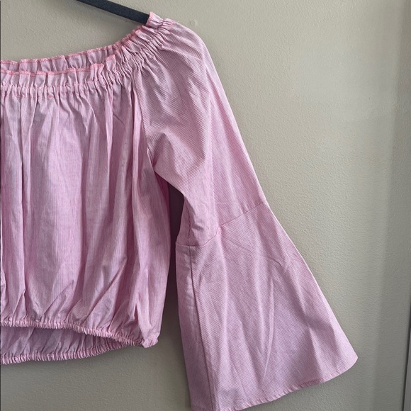 Bebe stripe bell sleeve crop top size red /white medium new - Picture 10 of 12